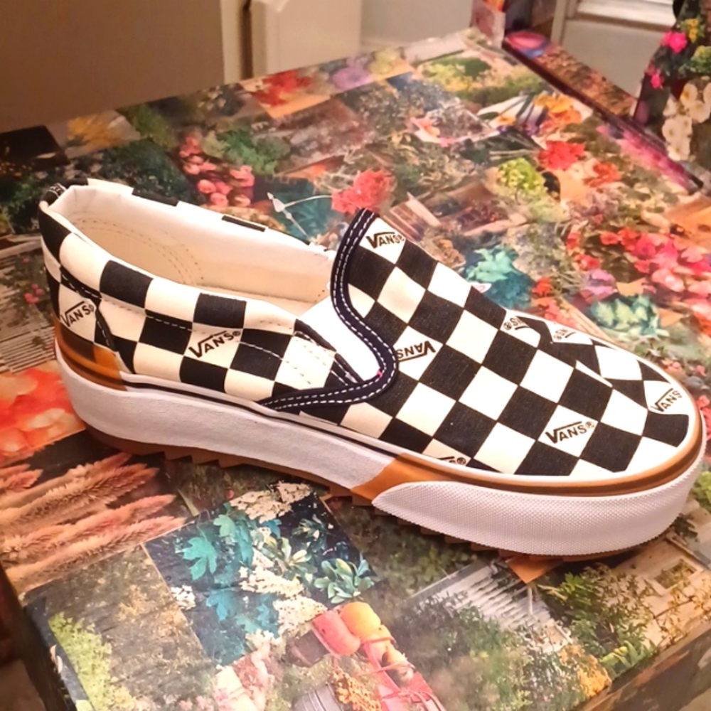 Stacked checkered Van's size 7 but run big